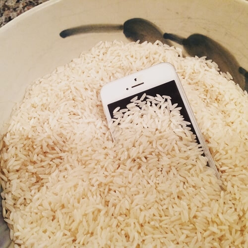 Phone Drop into Water Place into Rice